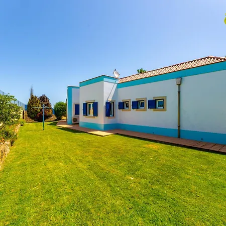 Villa Spacious With Private Pool Ericeira