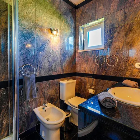 Spacious With Private Pool Ericeira *