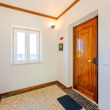 Villa Spacious With Private Pool Ericeira